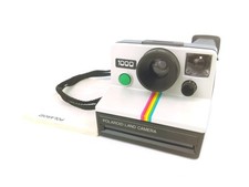 Polaroid 1000 land for sale  NEWQUAY