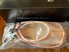 Pointe shoes suffolk for sale  Polson