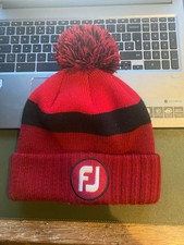 Titleist winter bobble for sale Titleist winter bobble for sale  BOURNE END