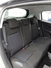 Banquette arriere peugeot d'occasion  Escout