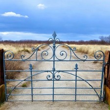 Blue georgian farm for sale  LEEDS