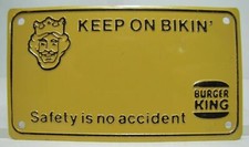 Placa de licença de bicicleta Burger King brinquedo de lata em relevo 'Mantenha o biquíni' placa pequena comprar usado  Enviando para Brazil