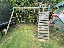 Children play frame for sale  WOKINGHAM