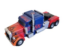 Optimus prime camion d'occasion  Pontvallain