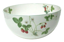 Mikasa optima strawberry for sale Mikasa optima strawberry for sale  Houston