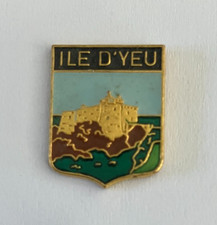 Pin chateau ile d'occasion  Aizenay
