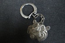 Ancien porte cle d'occasion Ancien porte cle d'occasion  Neuville-aux-Bois