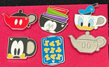 Conjunto completo de pinos escondidos Mickey 2018 Disney Kitchen Essentials comprar usado  Enviando para Brazil