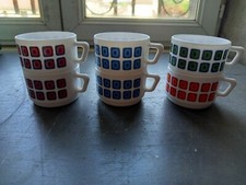 Lot tasses arcopal d'occasion  La Forêt-sur-Sèvre