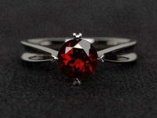 Anel solitário de zircônia cúbica corte redondo vermelho 2,2 quilates ouro branco 14K com pedra de nascimento comprar usado  Enviando para Brazil