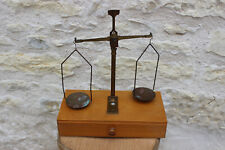 Ancienne balance testut d'occasion  Neuville-de-Poitou