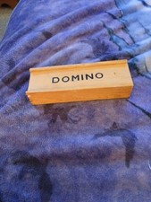 Conjunto dominó em caixa de madeira comprar usado  Enviando para Brazil