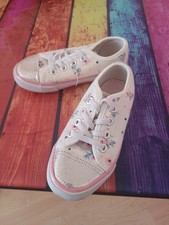 Girl daps for sale  BURNHAM-ON-SEA