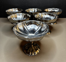 Lot coupes inox d'occasion Lot coupes inox d'occasion  Yssingeaux