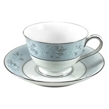 Porcelana Noritake Vintage 6123 BALBOA COM Acabamento de Platina Copo e Pires com Pés comprar usado  Enviando para Brazil