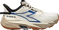 Scarpa running uomo usato  San Severino Marche