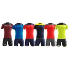Completo calcio uomo usato  Trinitapoli