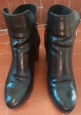 Stivaletti donna conbipel usato  Roma