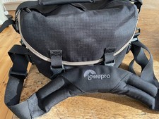Lowepro reporter 100 for sale  LONDON