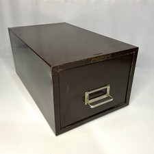 Antigo sistema de gravação Chandler gaveta de metal cartão arquivo armário marrom comprar usado Antigo sistema de gravação Chandler gaveta de metal cartão arquivo armário marrom comprar usado  Enviando para Brazil