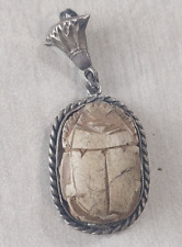 Ancien pendentif scarabée d'occasion  Seingbouse