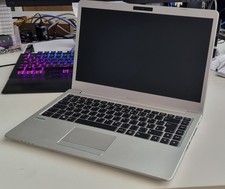 Clevo n141cu laptop gebraucht kaufen  Laatzen