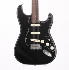 Fender deluxe stratocaster d'occasion  Expédié en Belgium