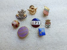 Lot insignes boutonnière d'occasion  Perpignan-