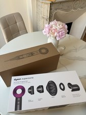 Dyson supersonic 1600w d'occasion Dyson supersonic 1600w d'occasion  Marseille V