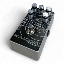 Pédale effets retard d'occasion Pédale effets retard d'occasion  Expédié en France