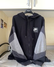 Giacca nike uomo usato  Barletta
