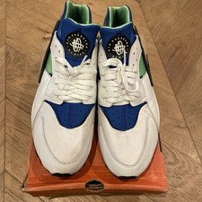 Nike air huarache d'occasion  Expédié en Belgium