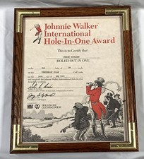 Johnnie Walker Scotch International Hole in One Award emoldurado Golf Digest 9 x 11 comprar usado  Enviando para Brazil