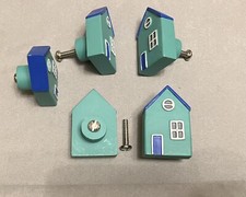 Set bird house for sale  BRISTOL
