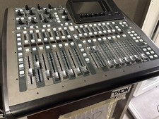 Behringer x32 compact for sale  CAMPBELTOWN