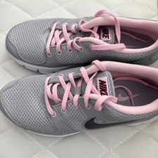Tênis/tênis de corrida Nike Flex Experience RN cinza/rosa malha EUA 8.5 comprar usado  Enviando para Brazil