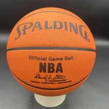 Bola de jogo oficial de couro genuíno Spalding David Stern 'International 1992' comprar usado Bola de jogo oficial de couro genuíno Spalding David Stern 'International 1992' comprar usado  Enviando para Brazil