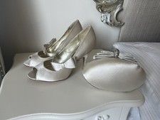 Gorgeous ivory wedding for sale  COTTINGHAM