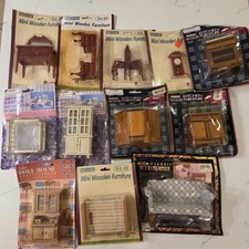 Mini móveis de madeira vintage novo na caixa lote de 12 peças mistas de móveis para casa de bonecas comprar usado  Enviando para Brazil