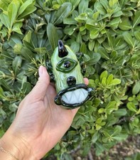 One eyed green for sale  Valencia