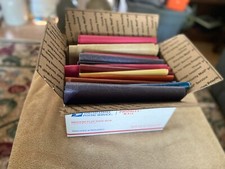 Colecionável. Grande Lote de Tecido de Couro Vegano REMANESCENTES DE TECIDO VINTAGE VINIL, Artesanato, Etc. comprar usado  Enviando para Brazil