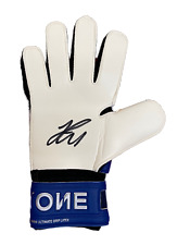 EDERSON SIGNED PUMA GOALKEEPER GLOVE SEE PROOF + COA MANCHESTER CITY BRAZIL comprar usado  Enviando para Brazil