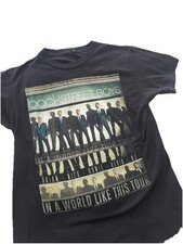 backstreet boys in a world like this comprar usado backstreet boys in a world like this comprar usado Enviando para Brazil