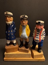 Set hand carved for sale  Schiller Park