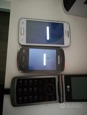 Lotto telefoni usato  Giovinazzo