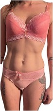 Ensemble composé lingerie d'occasion  Toulon-