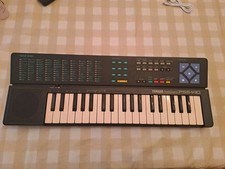 Yamaha tastiera 1988 usato  Roma