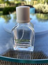 Hollister juice house for sale  DORKING