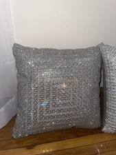 Set decorative throw for sale  Brooklyn