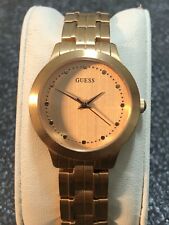 Relógio feminino Guess 30 mm tom ouro rosa escovado aço inoxidável nova bateria comprar usado  Enviando para Brazil